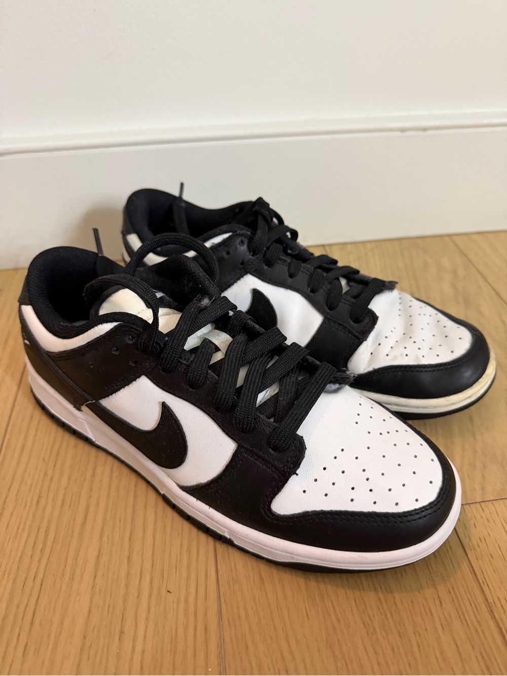 Nike Kids Black and White Low-Top Skate Sneakers